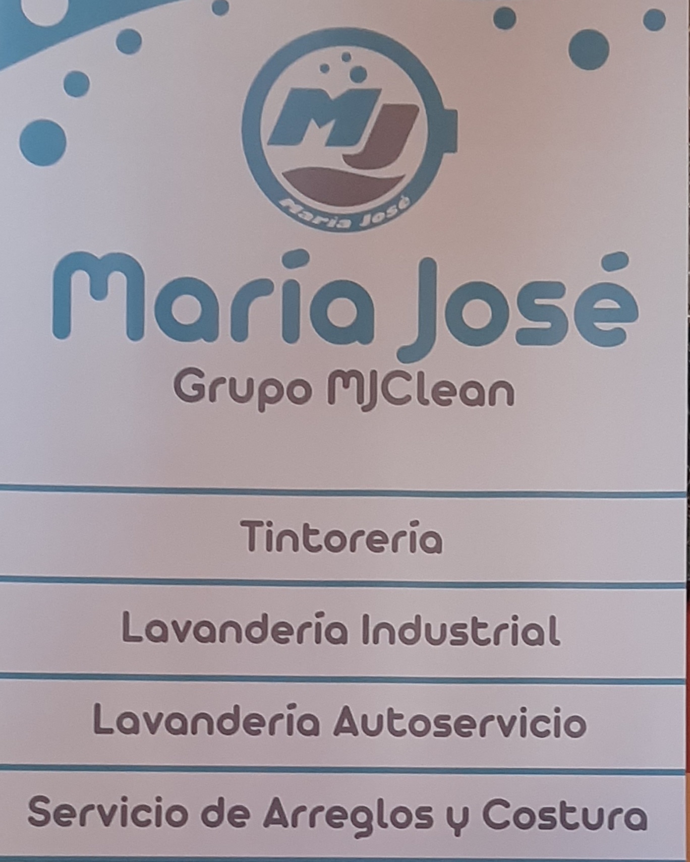 Tintorería y lavandería Maria José.